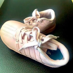 Girls pink KSwiss sneakers- pink laces!